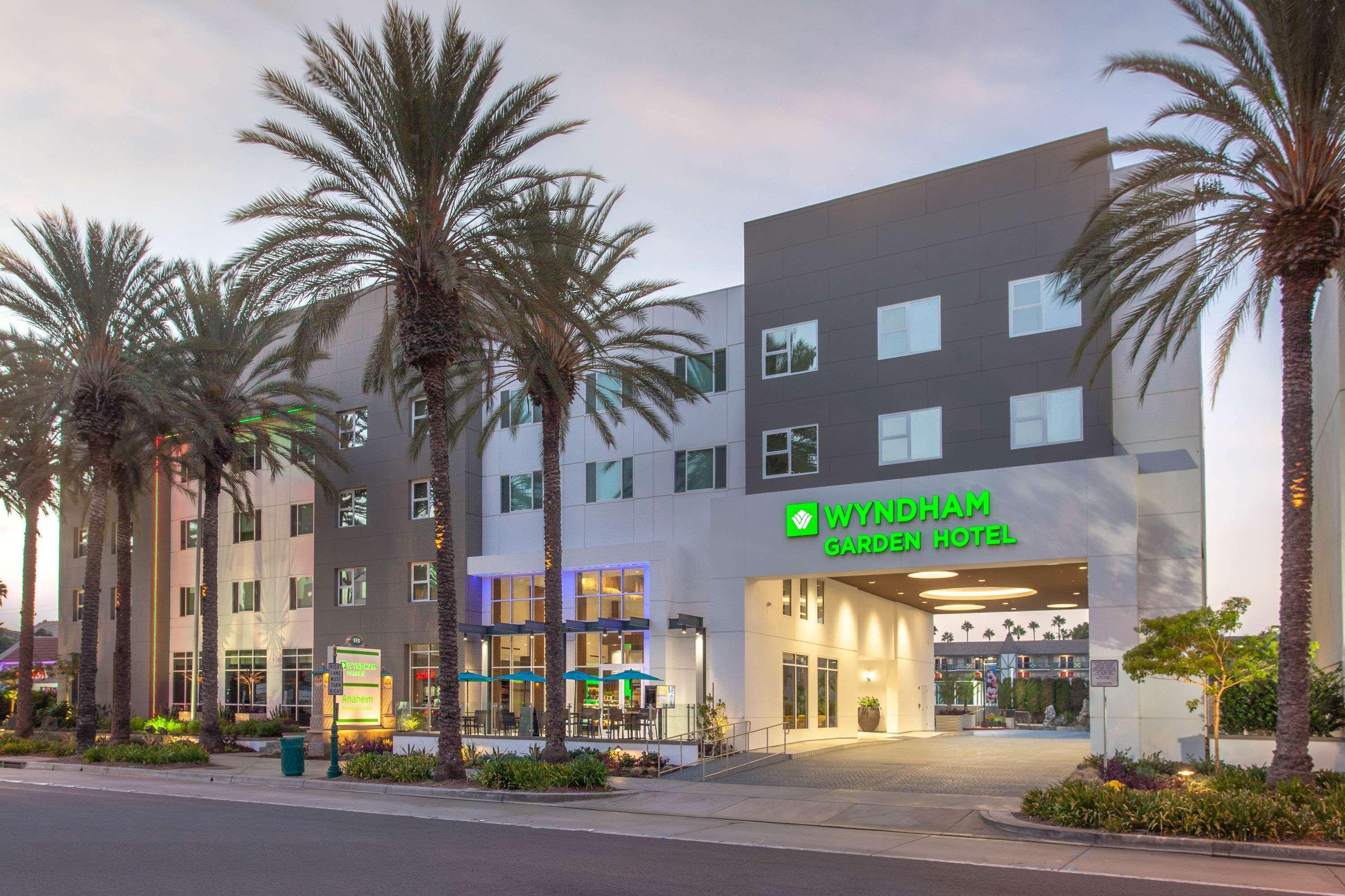 Hotel Wyndham Anaheim Extérieur photo
