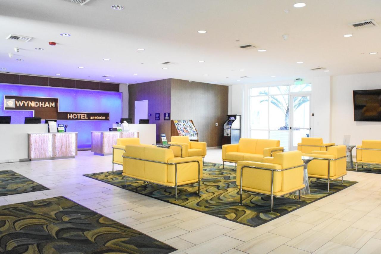 Hotel Wyndham Anaheim Extérieur photo